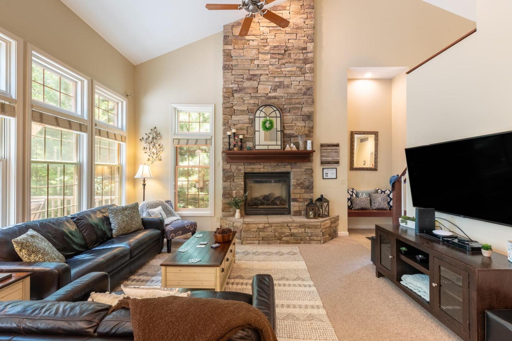 Highland Hideaway By Avantstay Group Poconos Retreat W Patio Game Room Lake Harmony Ngoại thất bức ảnh